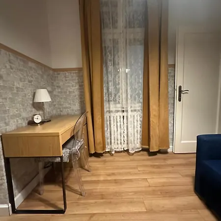 Apartment Urban 3 *